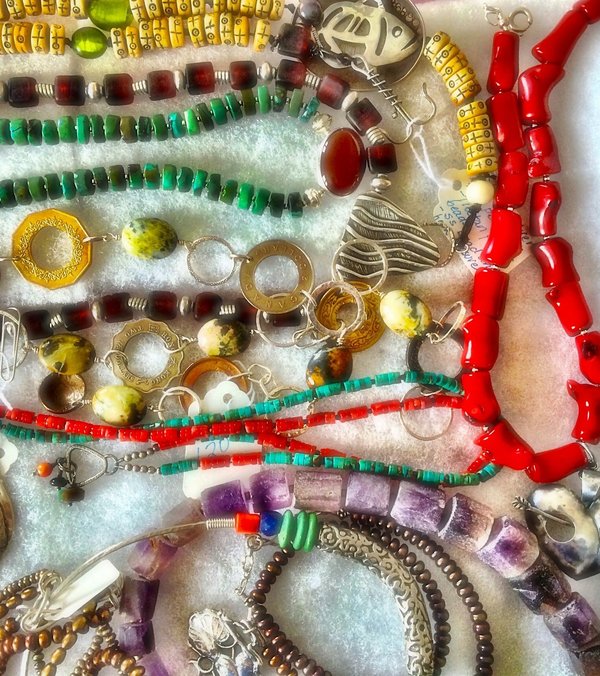 Où trouver des ateliers de fabrication de bijoux en Grèce?